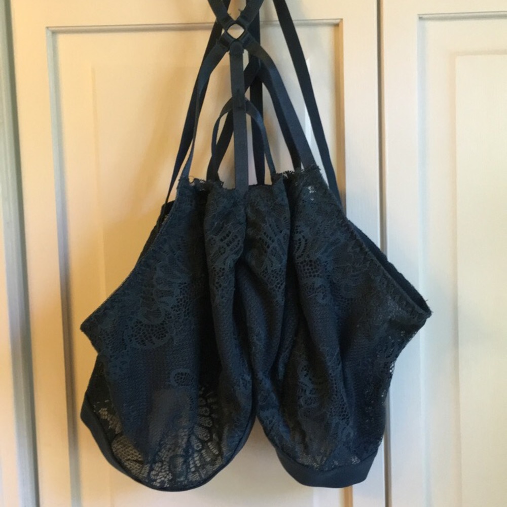 Strappy torrid bralette